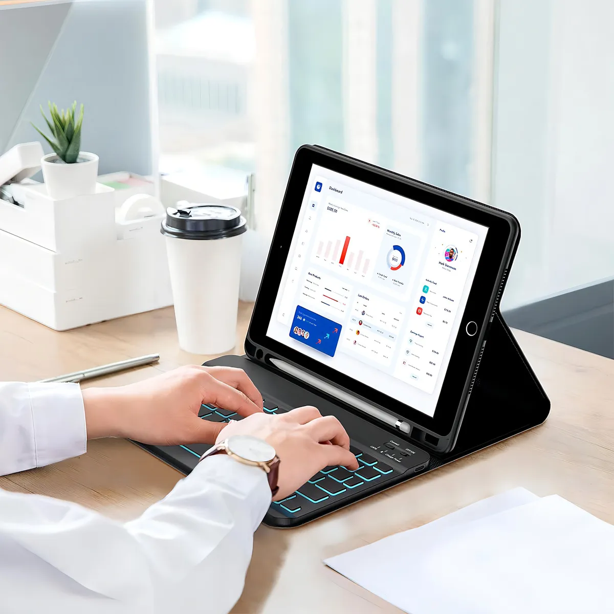 Capa De Couro Com Teclado Retroiluminado Para iPad 9 Cor Capa Preta E Teclado - Imagem 10